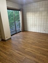 Building Photo - 70 W 700 N