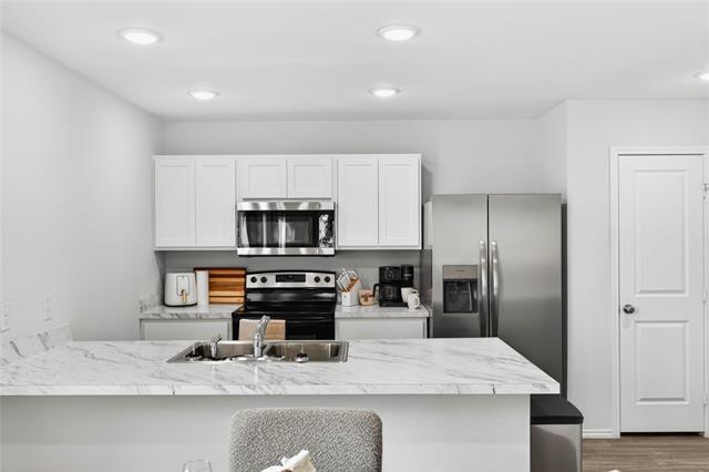 Building Photo - 3533 Silver Springs Ct