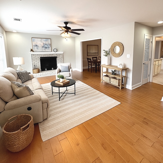 Building Photo - 4858 Riverwood Pl