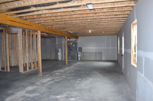 Building Photo - 3 Bedroom Home in Taylor Hills Subdivision