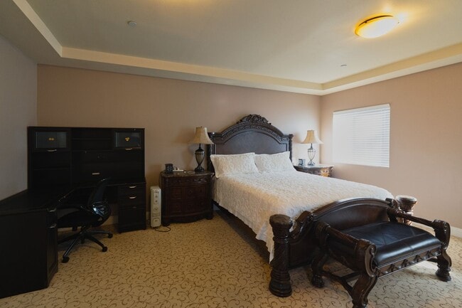 Building Photo - 1410 Encino Ave