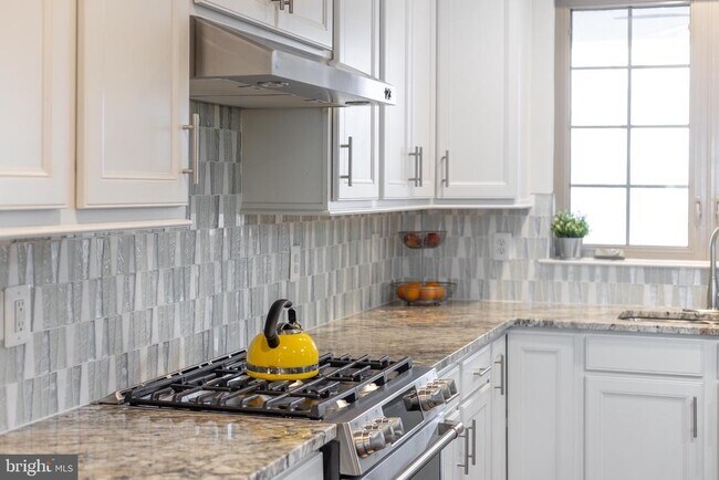 Building Photo - 7933 Turtle Crk Cir