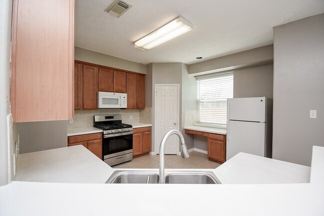 Building Photo - 5611 Carta Valley Ln