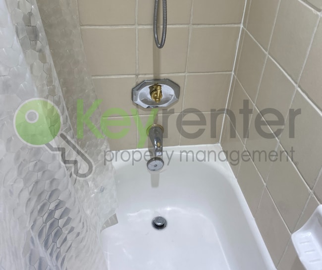 Building Photo - 2692 Bradford Way