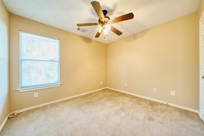 Building Photo - 2831 Hackamore Hollow Ln