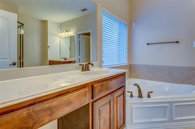 Building Photo - 1180 Ranch Gate Ln