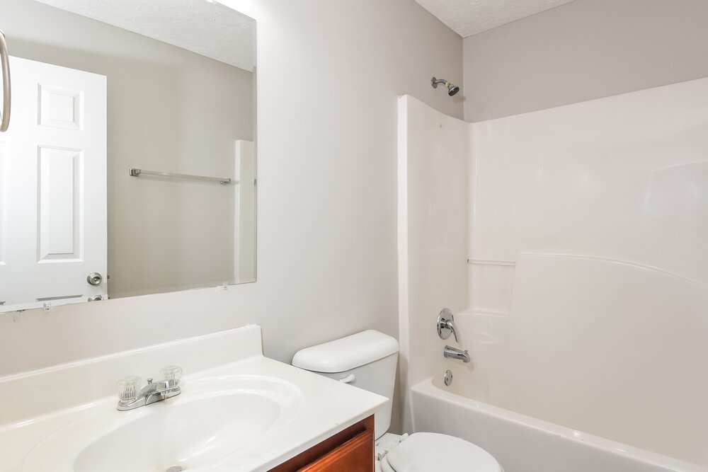 Building Photo - 41 Creekmoore Ct