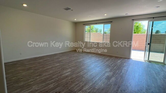 Building Photo - 2898 Tostalinda Dr