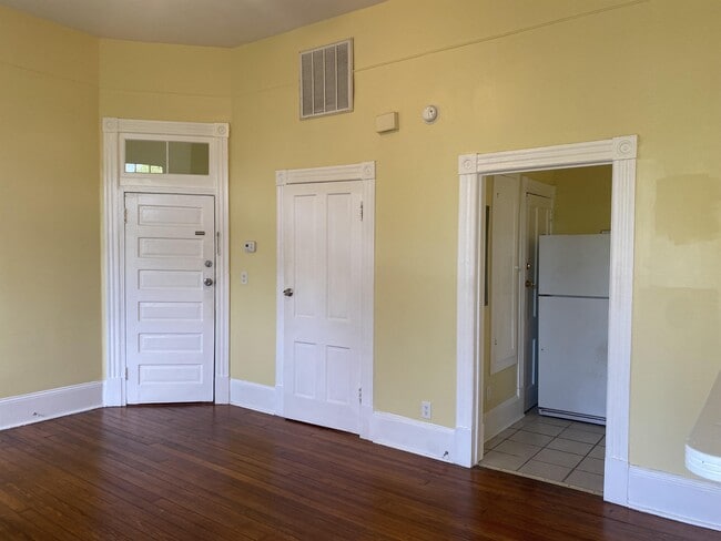 Building Photo - 1116 Habersham St