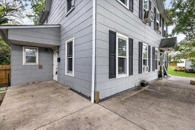 Building Photo - 800 E Atlantic Ave