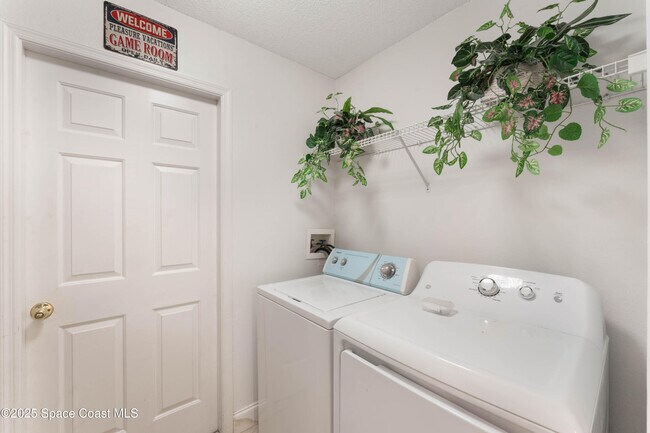 Building Photo - 4632 Eagle Peak Dr