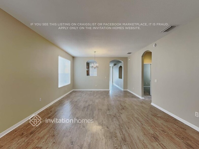 Building Photo - 10340 Avelar Ridge Dr