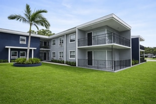 Building Photo - The Astoria - Sabal