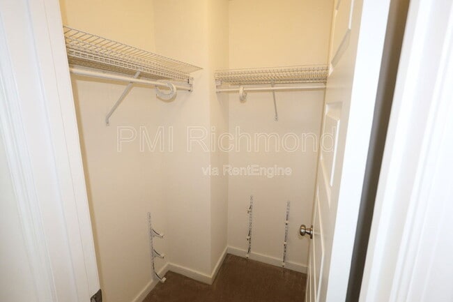 Building Photo - 12005 Rubystone Dr