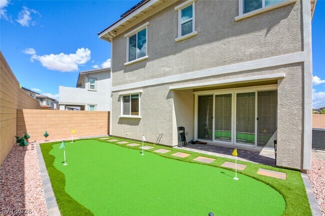 Building Photo - 141 Neverland Ave