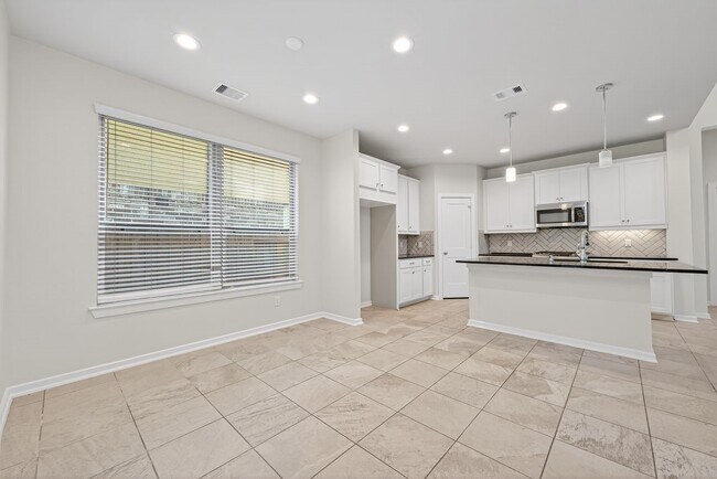 Building Photo - 12154 Texas Trumpet Trail