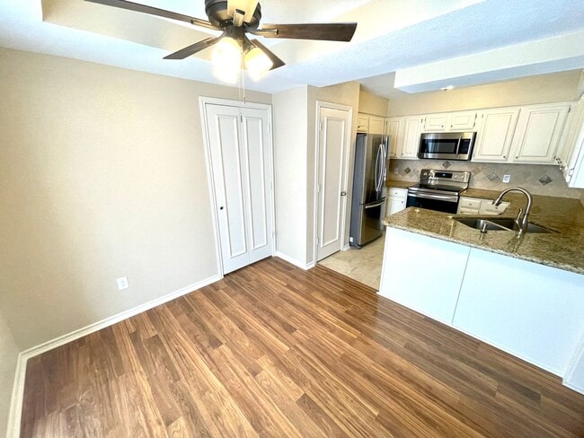Building Photo - 17106 Knots Landing