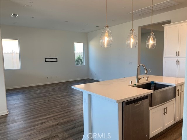 Building Photo - 24231 Evesong Dr