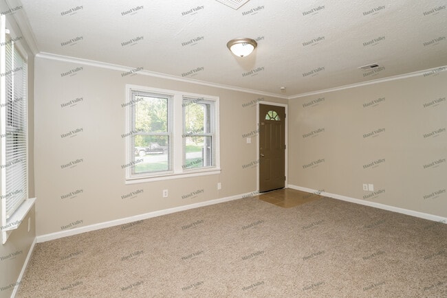 Building Photo - 1308 S 75th E Ave