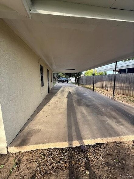 Building Photo - 503 Mazatlan St