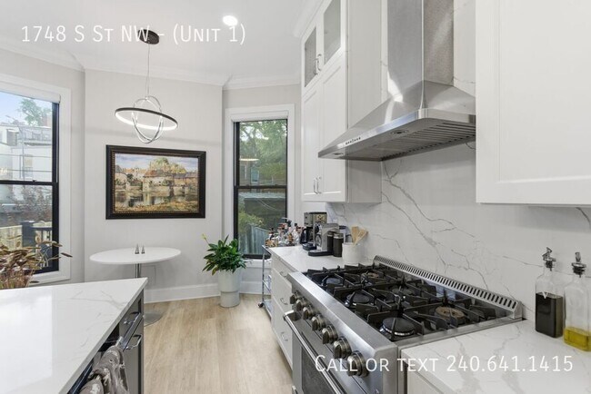 Building Photo - 1748 S St NW