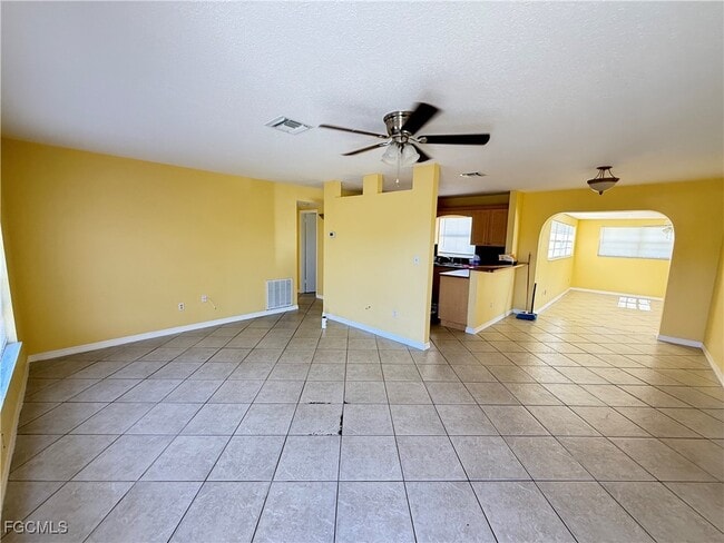 Building Photo - 107 California Rd