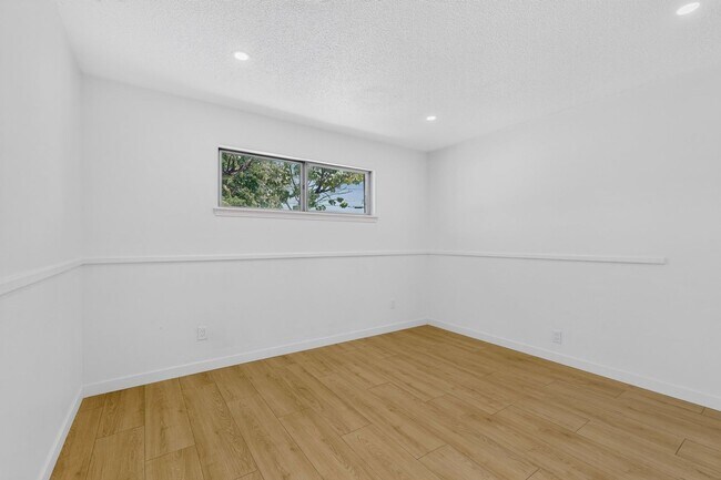 Building Photo - 824 Ortega Rd NW