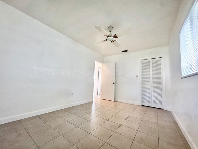 Building Photo - 408 New York Ave