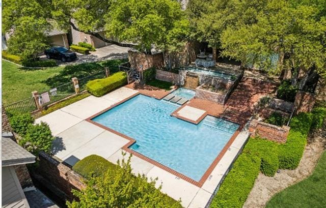 Building Photo - 8557 Brittania Way