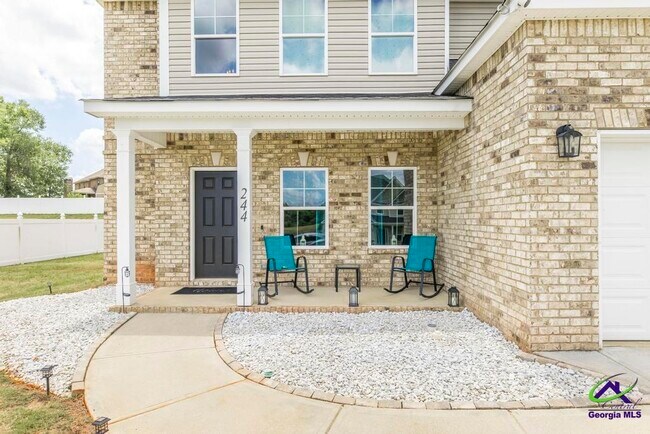 Building Photo - 244 Oakley Ct