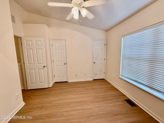 Building Photo - 3514 Summerlin Ln N