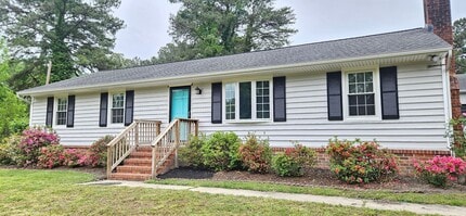 Building Photo - Great Rancher in Hanover Farms