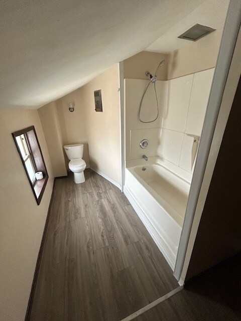 Building Photo - 77 Aurora St