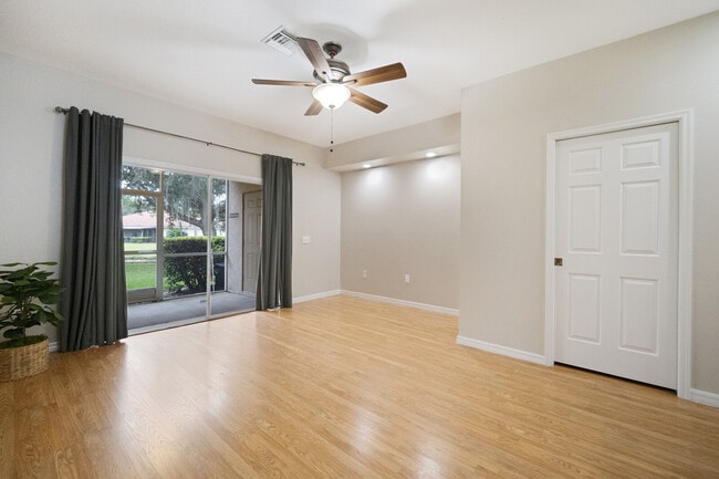 Building Photo - 18505 Pebble Lake Ct