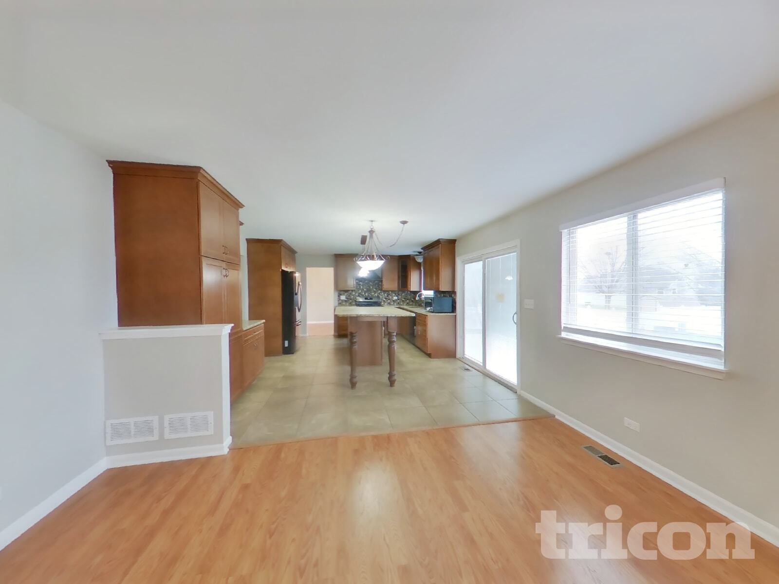 Building Photo - 16137 S Lexington Dr