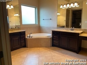Building Photo - 5923 Dewdrop Ln