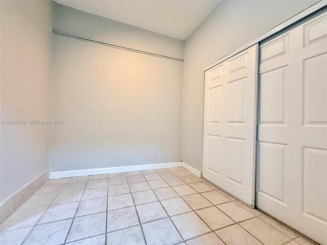 Building Photo - 9425 NW 47th Terrace