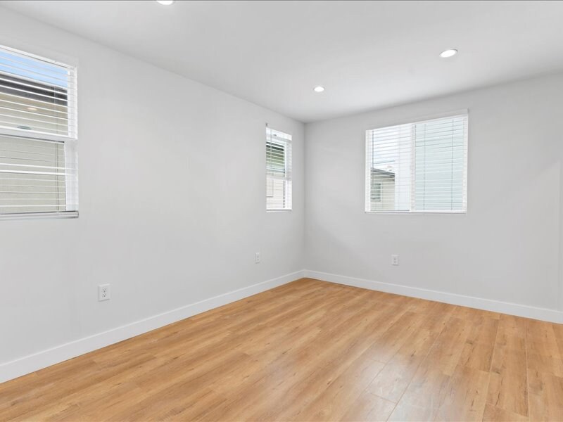 Building Photo - 6419 Lexington Ave