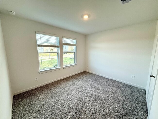 Building Photo - 30751 Wicklow Gdns Dr