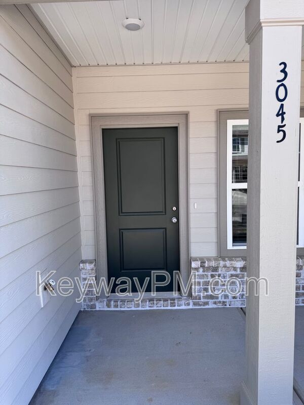 Building Photo - 3045 Venetian Dr