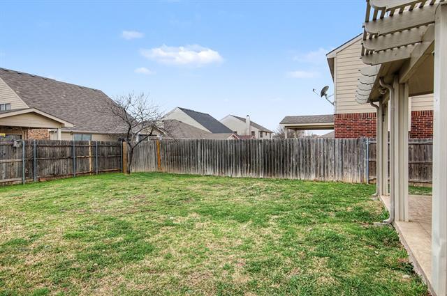 Building Photo - 5016 Meridian Ln