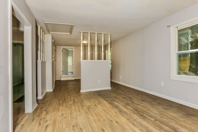 Building Photo - 4311 W 19th St