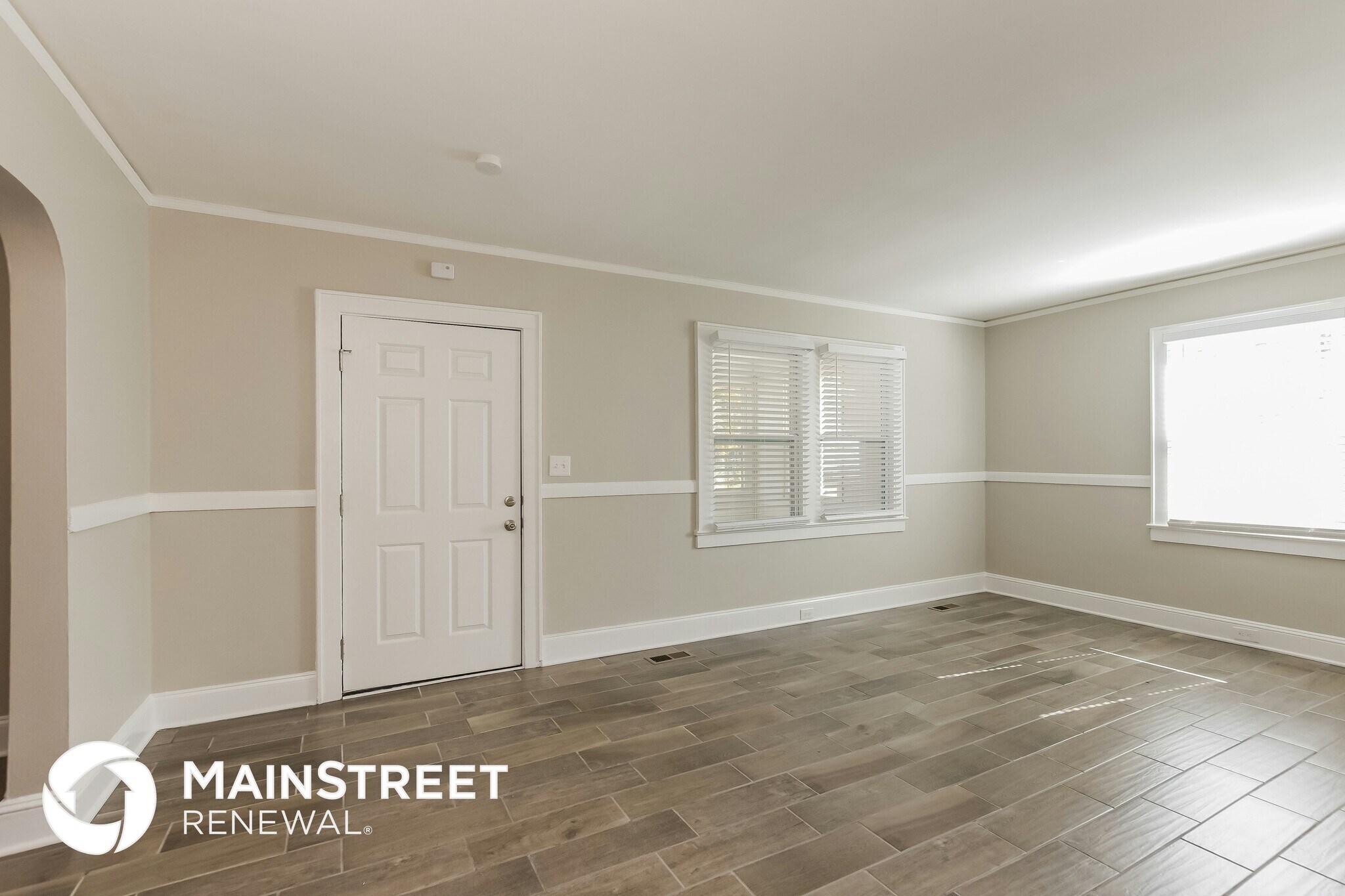 Building Photo - 3017 Dogwood Ave