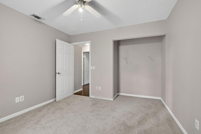 Building Photo - 16932 Okeechobee Blvd