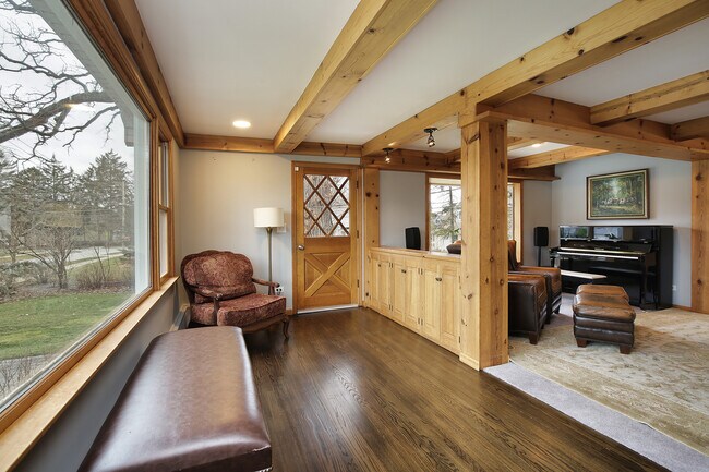 Building Photo - 1804 Chapel Ct