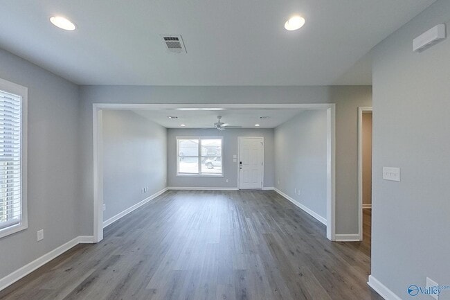 Building Photo - 150 Wexford Way