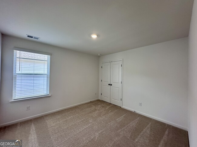 Building Photo - 113 Sunny Side Wy