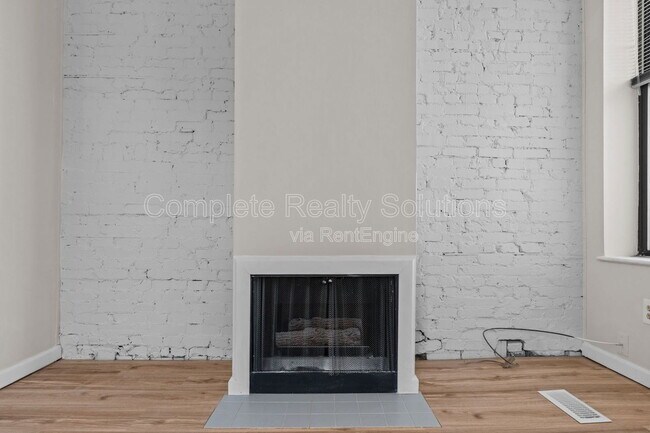 Building Photo - 2221-2223 Rutger Street