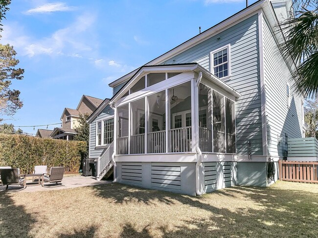 Building Photo - 4108 Whiting St