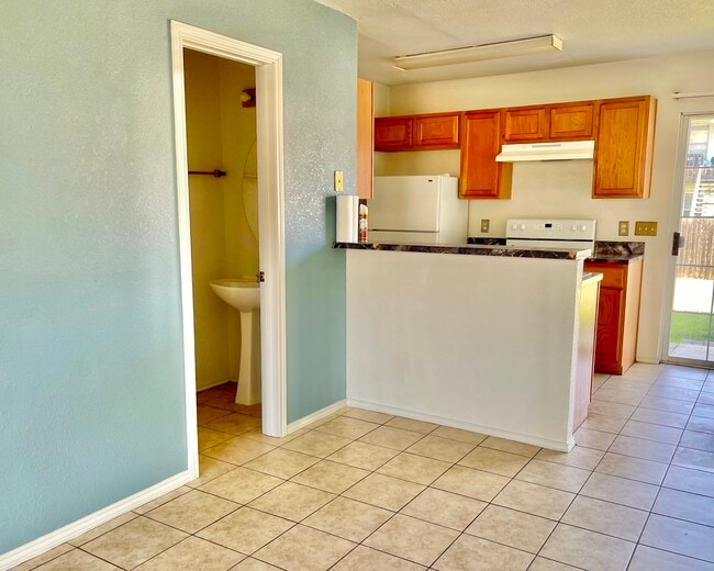 Building Photo - 5806 Redstone Dr